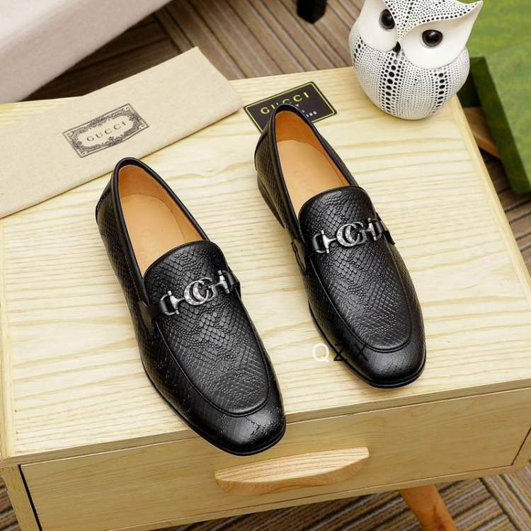 Picture of Gucci Shoes _SKUGuccisz38-45ZX12606234